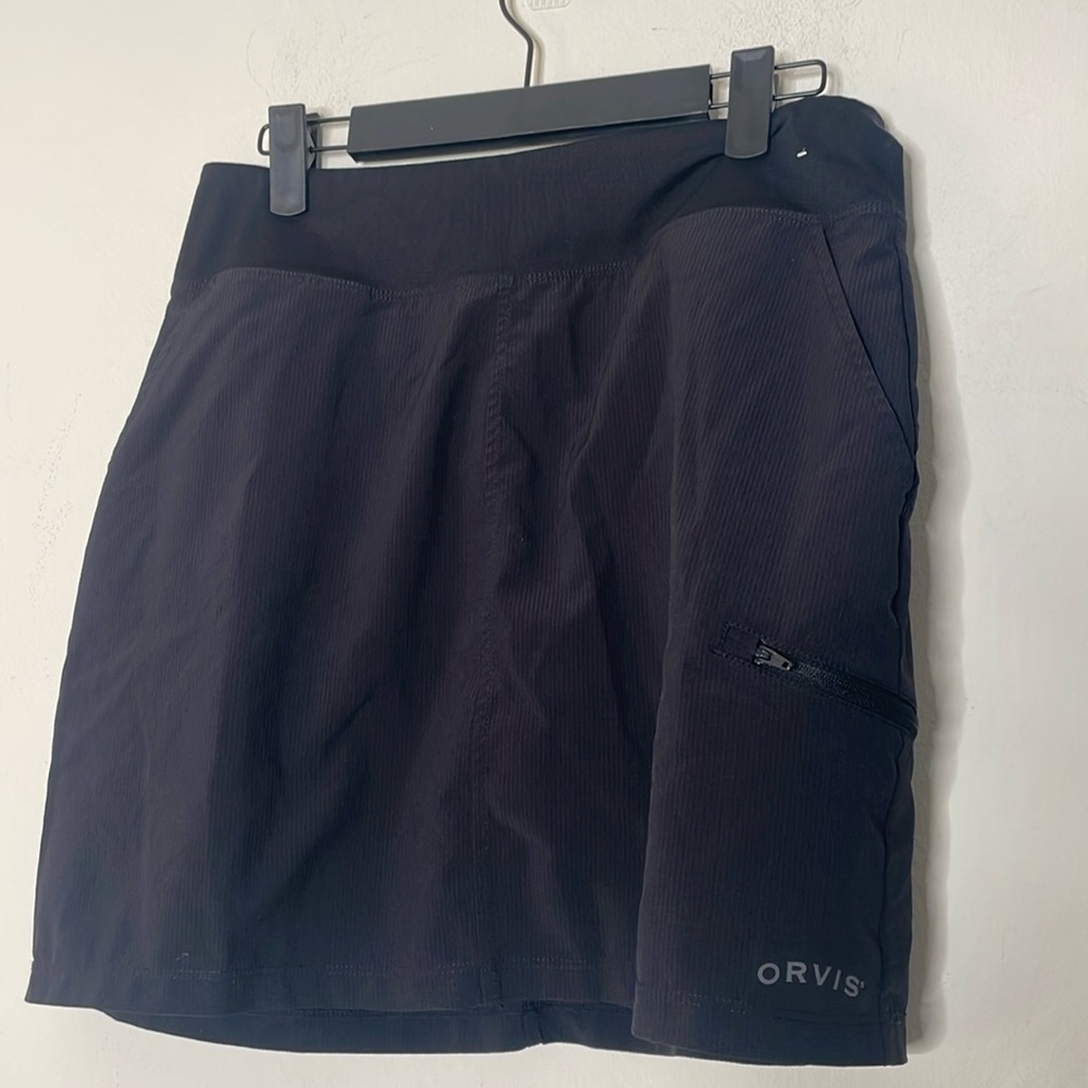 Orvis small black golf skort​